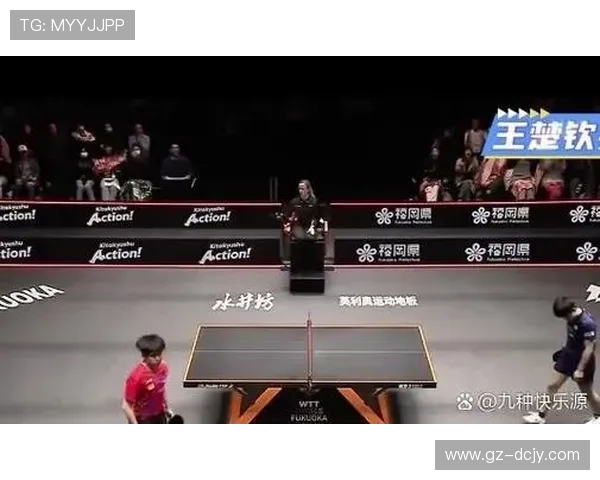 王楚钦合影张本后退王皓握手